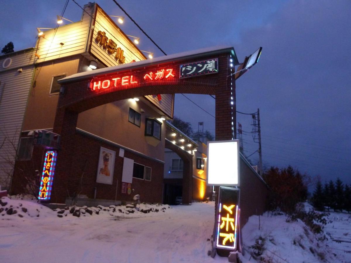 Hotel Vegas (Adults Only) Sapporo Exterior foto